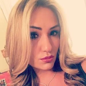 Meet your Posher, Lindita